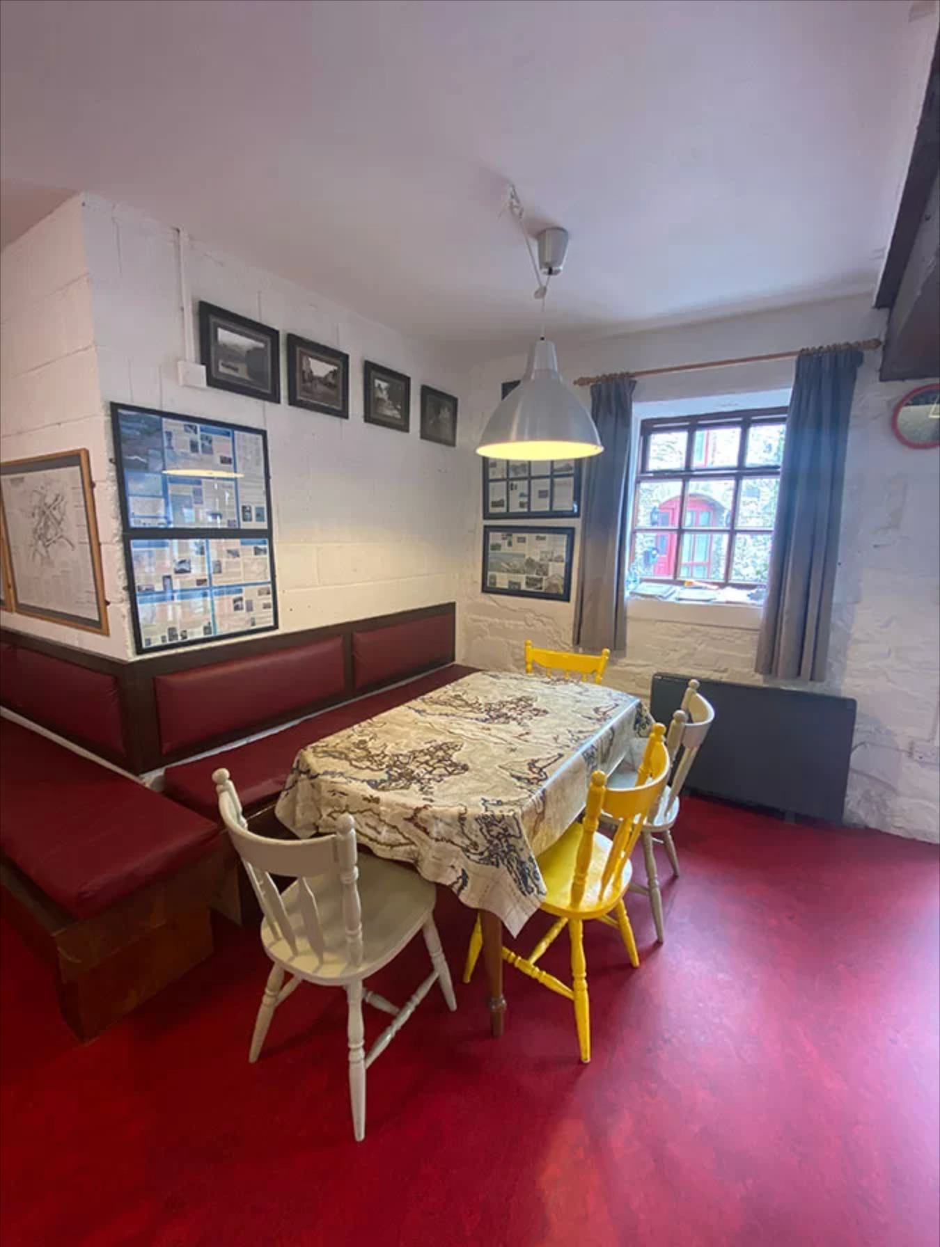 Dormitory -  12 beds (Shared/Mixed)